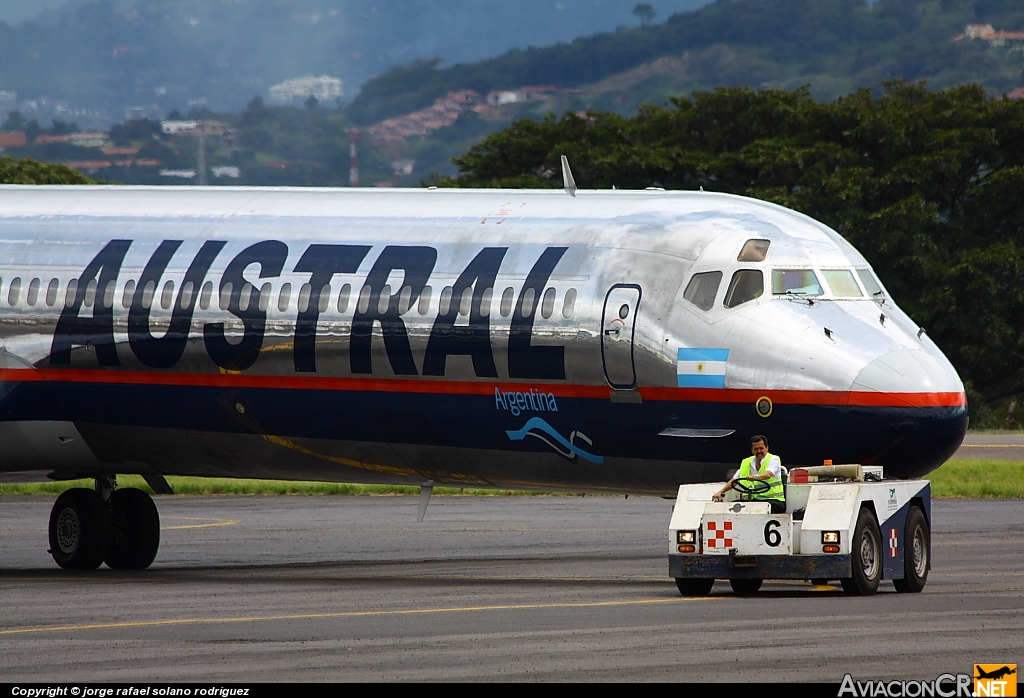 LV-BTW - McDonnell Douglas MD-88 - Austral Líneas Aéreas