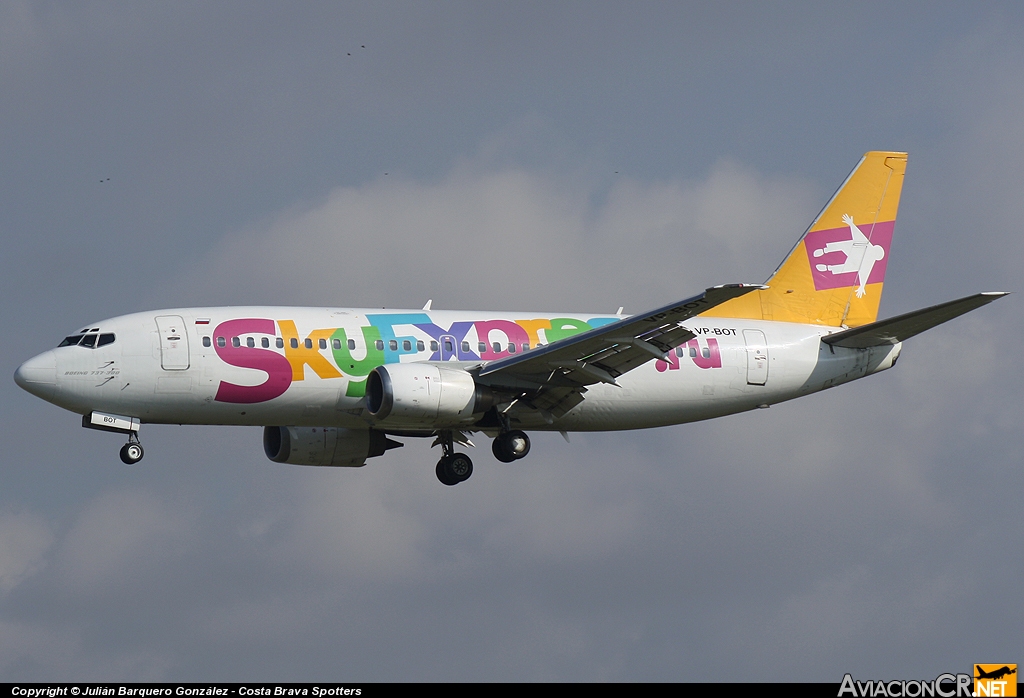VP-BOT - Boeing 737-341 - SkyExpress