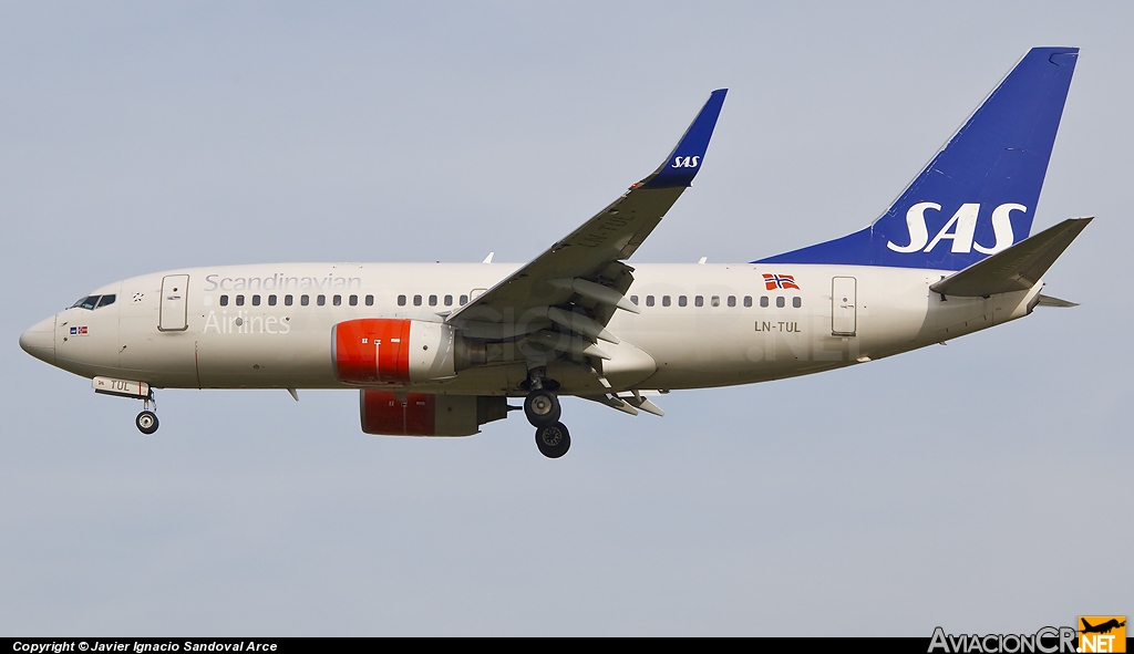 LN-TUL - Boeing 737-705 - Scandinavian Airlines - SAS