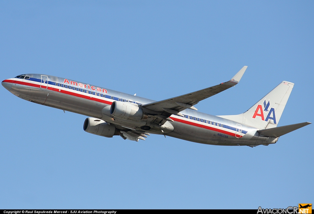 N962AN - Boeing 737-823 - American Airlines
