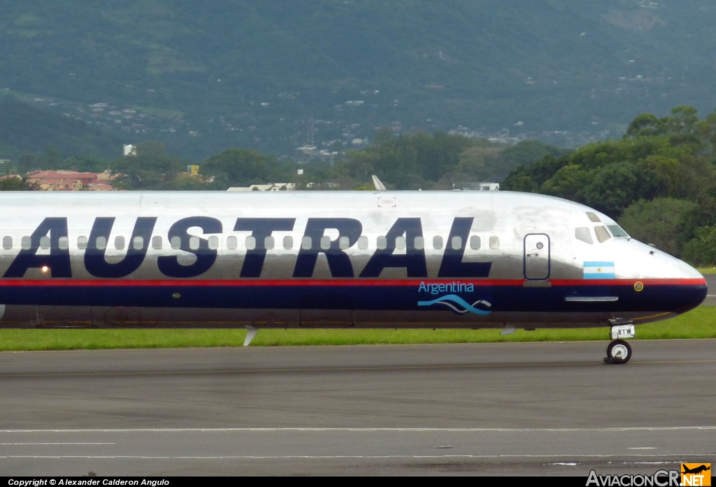 LV-BTW - McDonnell Douglas MD-88 - Austral Líneas Aéreas