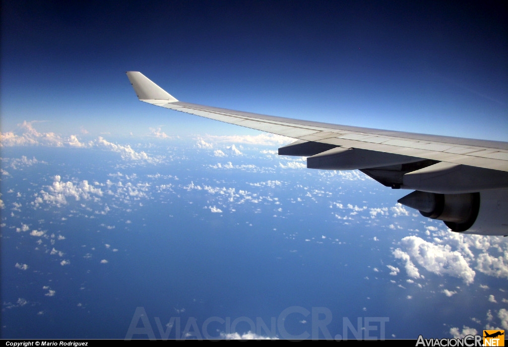 EC-JFX - Airbus A340-642 - Iberia