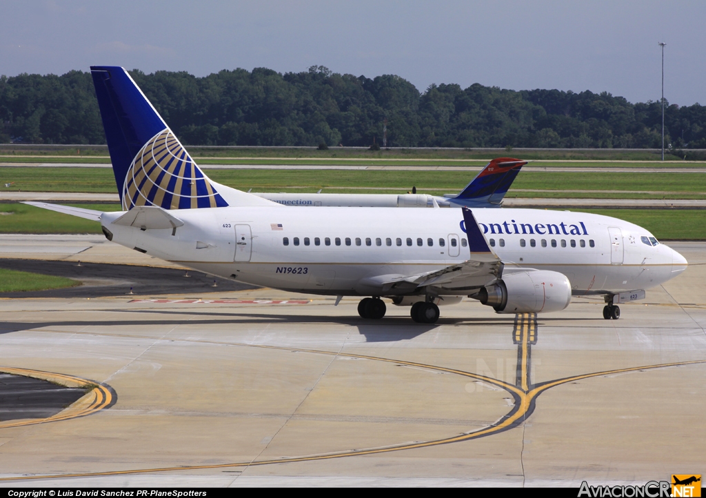 N19623 - Boeing 737-524 - Continental Airlines