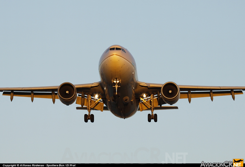 TC-SGM - Airbus A310-308(F) - Saudi Arabian