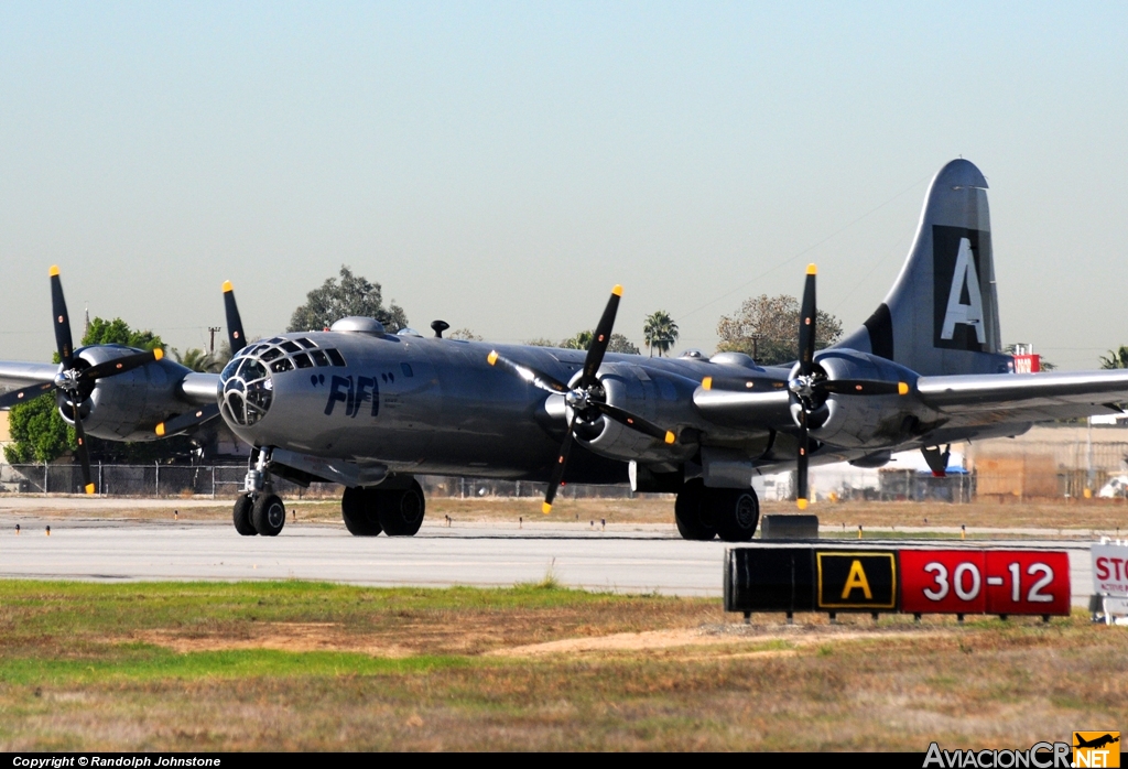 N-529B - Boeing B-29A Superfortress (Genérico) - Privado