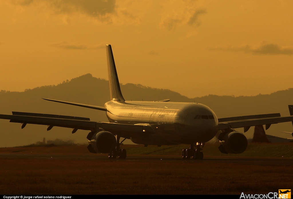 C-GCTS - Airbus A330-342 - Air Transat