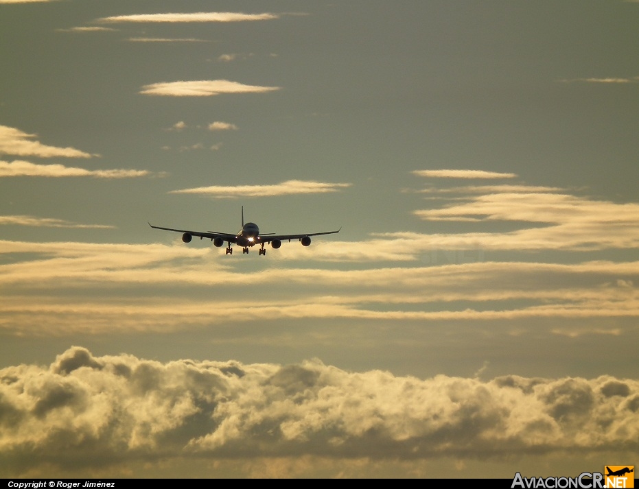 EC-JCY - Airbus A340-642 - Iberia