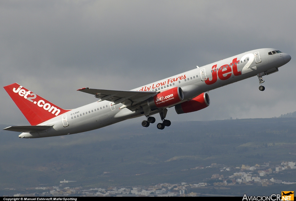 G-LSAH - Boeing 757-21B - Jet2.com