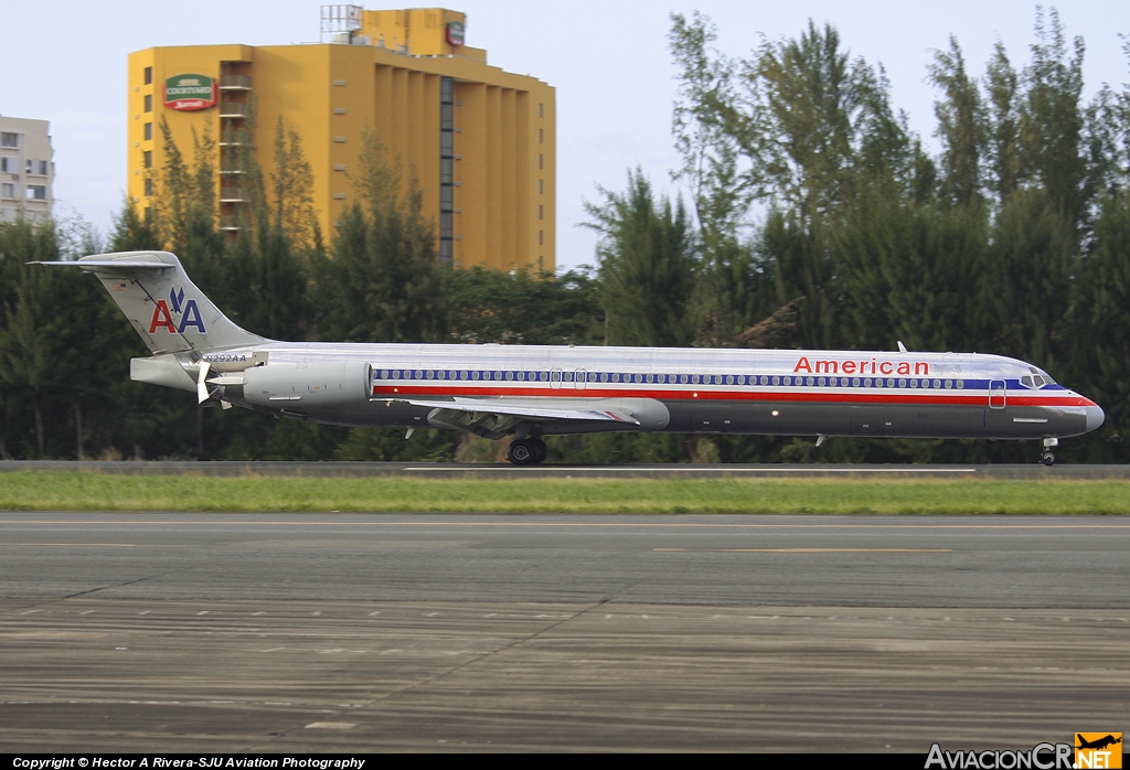 N292AA - McDonnell Douglas MD-82 (DC-9-82) - American Airlines