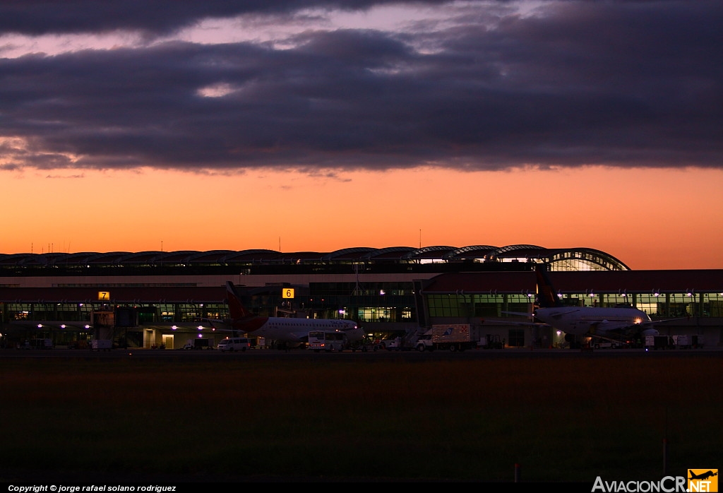 MROC - Aeropuerto - Rampa