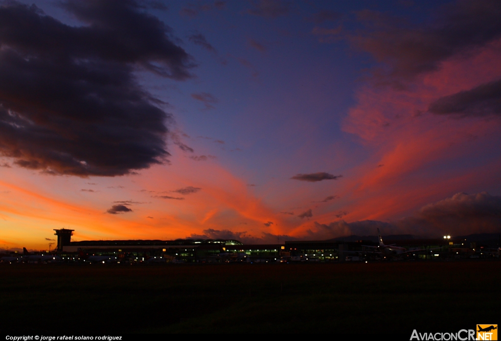 MROC - Aeropuerto - Rampa