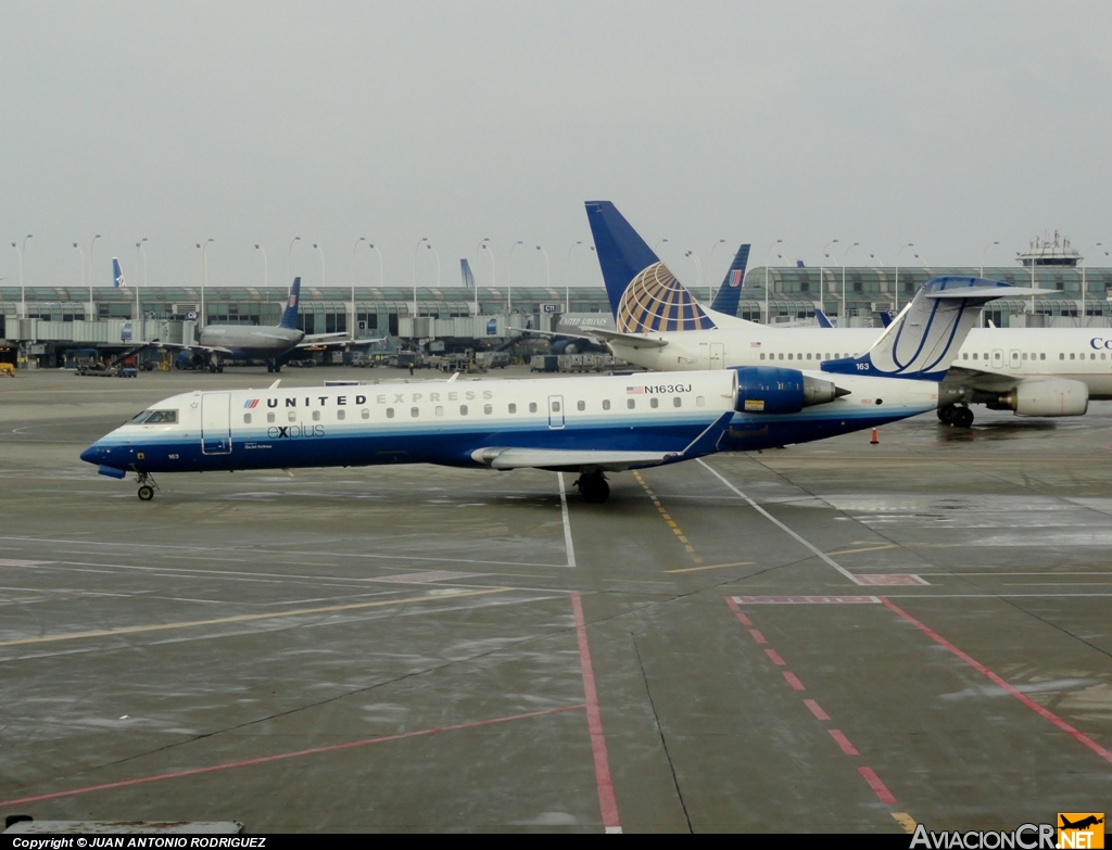 N163GJ - Canadair CL-600-2C10 Regional Jet CRJ-702 - United Express (GoJet Airlines)