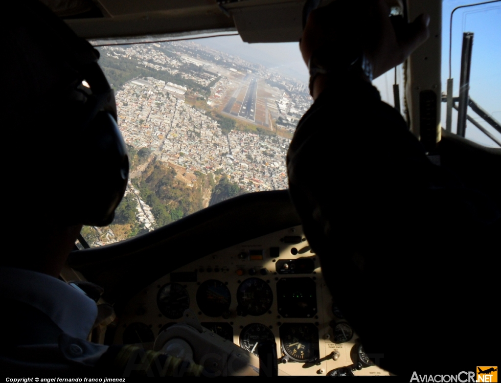 TG-JCA - De Havilland Canada DHC-6-300 Twin Otter - Aero Ruta Maya