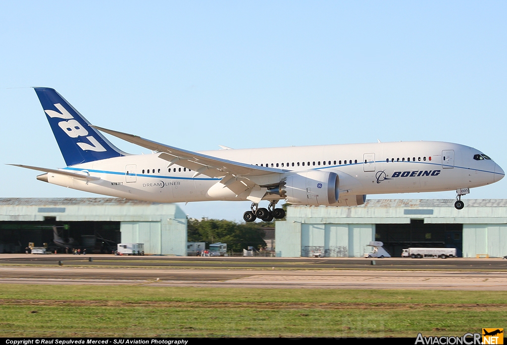 N787FT - Boeing 787-881 Dreamliner - Boeing Company