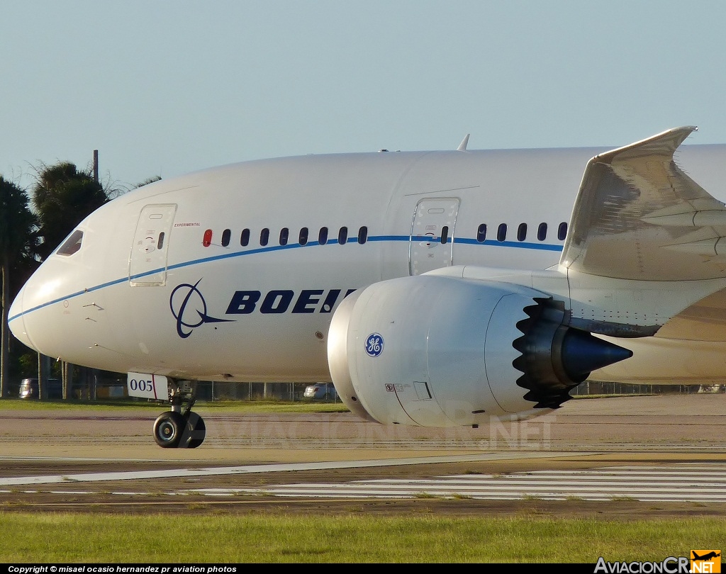 N787FT - Boeing 787-881 Dreamliner - Boeing Company