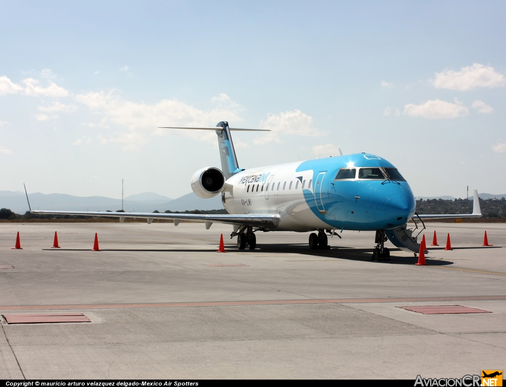 XA-LMI - Canadair CL-600-2B19 Regional Jet CRJ-200ER - Mexicana Link