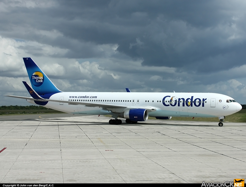 D-ABUI - Boeing 767-330/ER - Condor