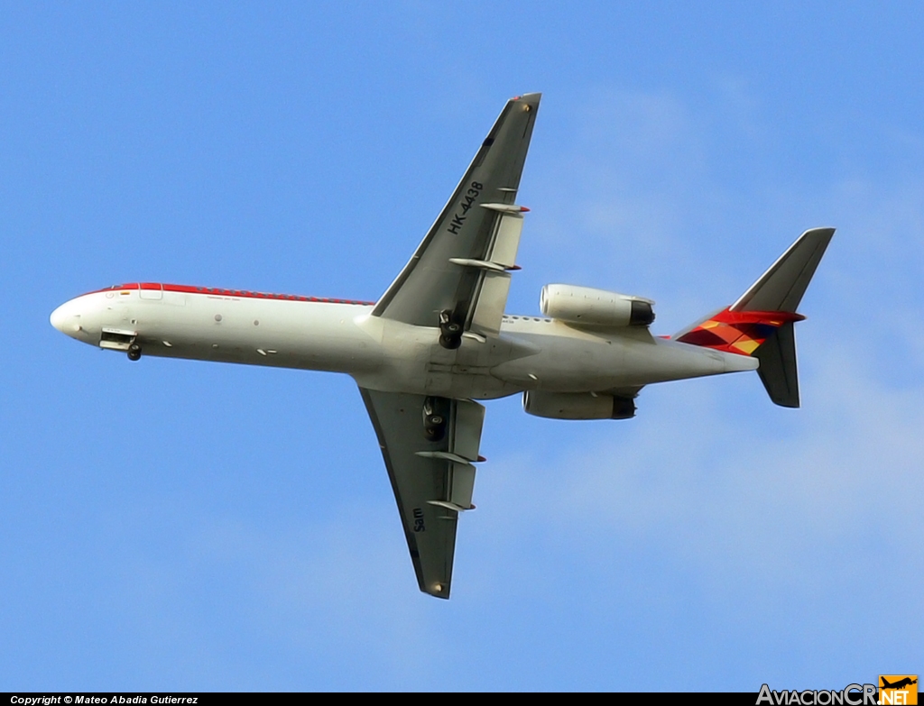 HK-4438 - Fokker 100 - Avianca Colombia