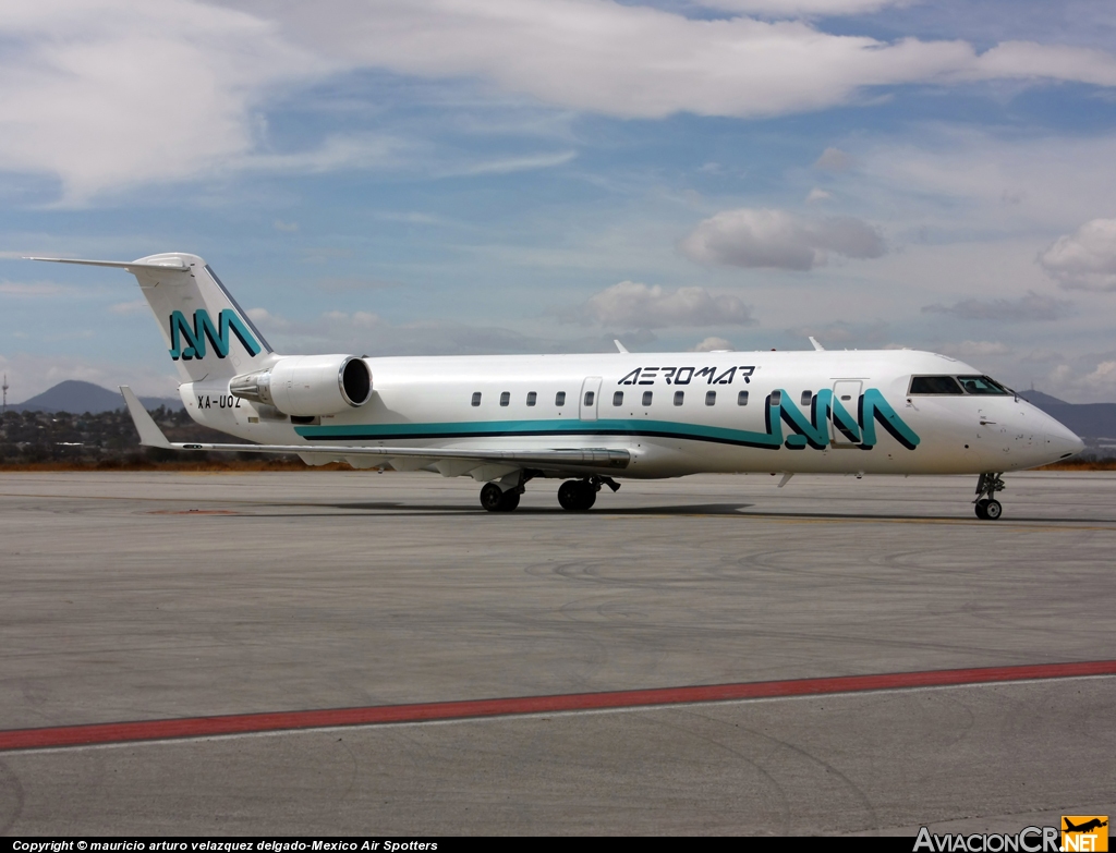 XA-UOZ - Canadair CL-600-2B19 Regional Jet CRJ-200ER - Aeromar