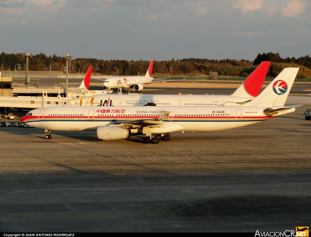 B-6126 - Airbus A330-343X - China Eastern