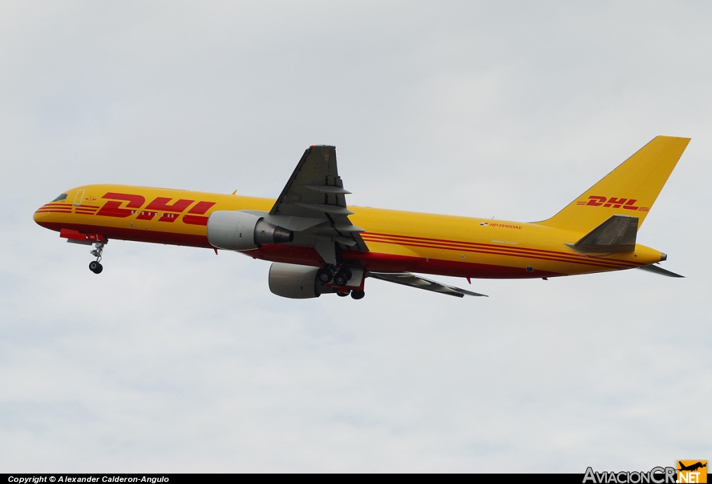 HP-1910DAE - Boeing 757-27A(SF) - DHL Aero Expreso