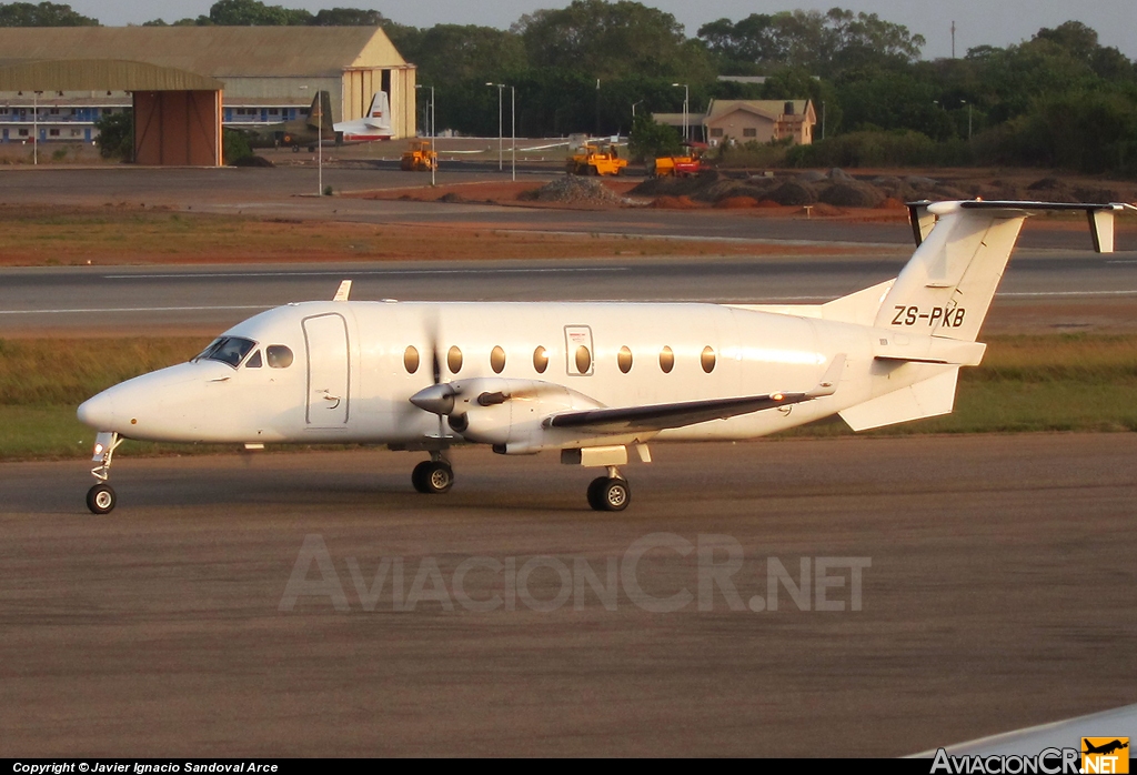 ZS-PKB - Beechcraft 1900D - Desconocida