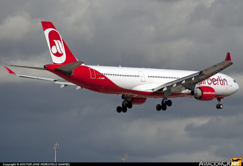 D-AERQ - Airbus A330-322 - Air Berlin