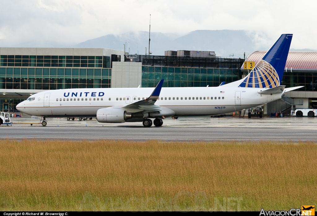 N76519 - Boeing 737-824 - United Airlines