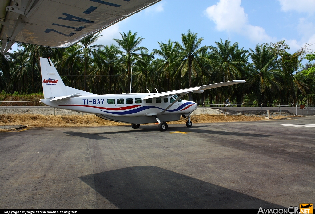 TI-BAY - Cessna 208B Grand Caravan - Aerobell