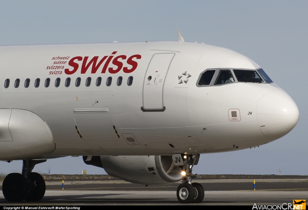 HB-IJV - Airbus A320-214 - SWISS