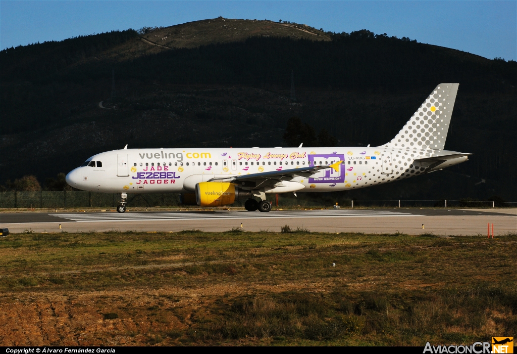 EC-KDG - Airbus A320-214 - Vueling