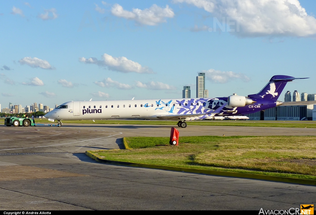 CX-CRK - Canadair CL-600-2D24 Regional Jet CRJ-900ER - Pluna Uruguay