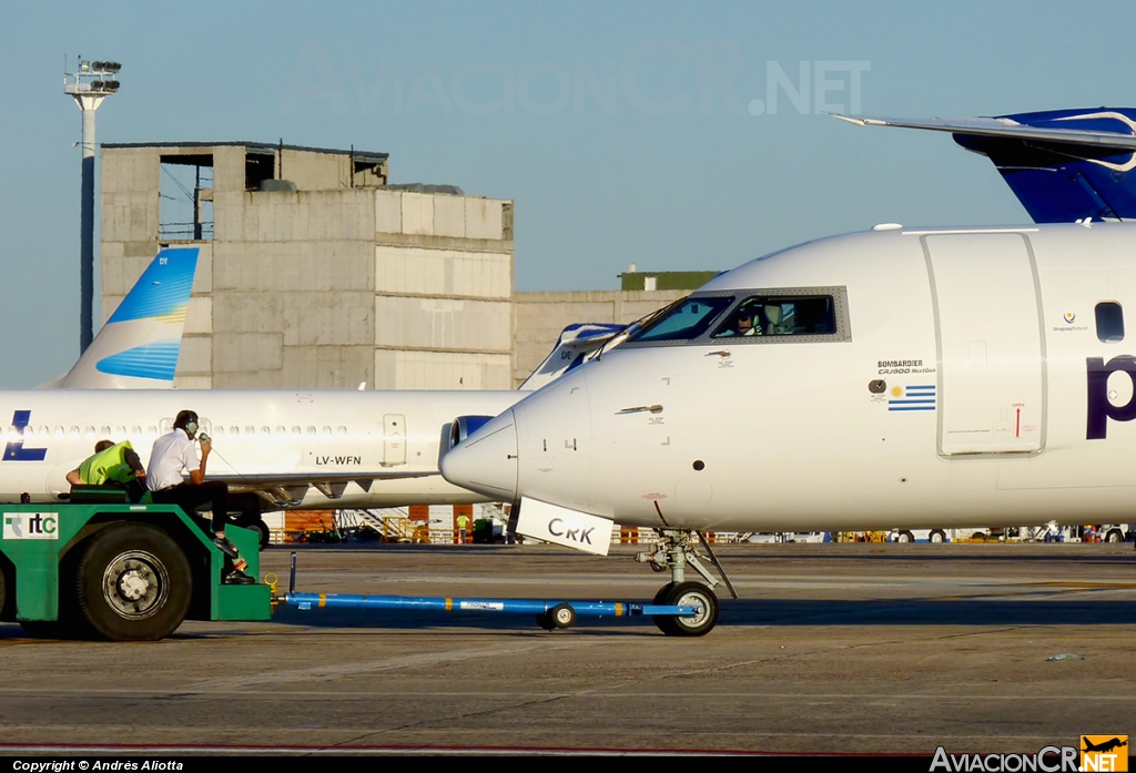 CX-CRK - Canadair CL-600-2D24 Regional Jet CRJ-900ER - Pluna Uruguay