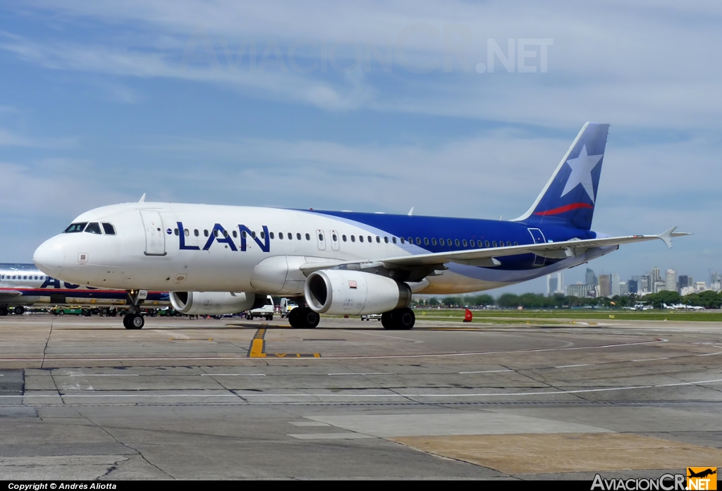 LV-BHU - Airbus A320-233 - LAN Argentina