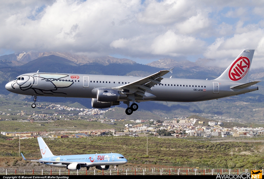 OE-LEW - Airbus A321-211 - NIKI