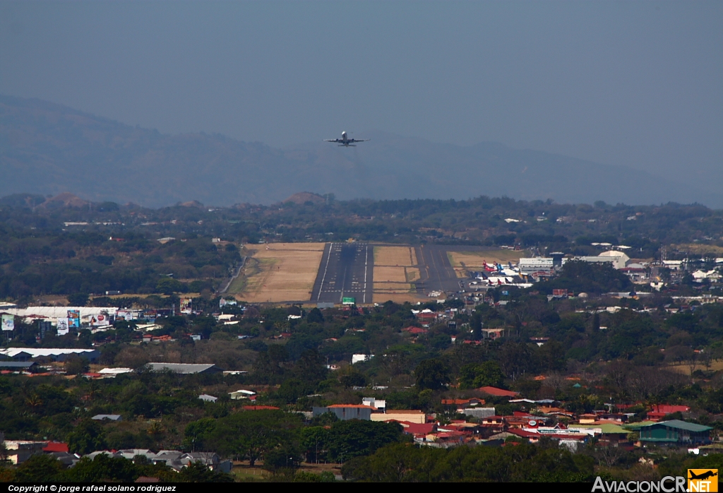 MROC - Aeropuerto - Rampa