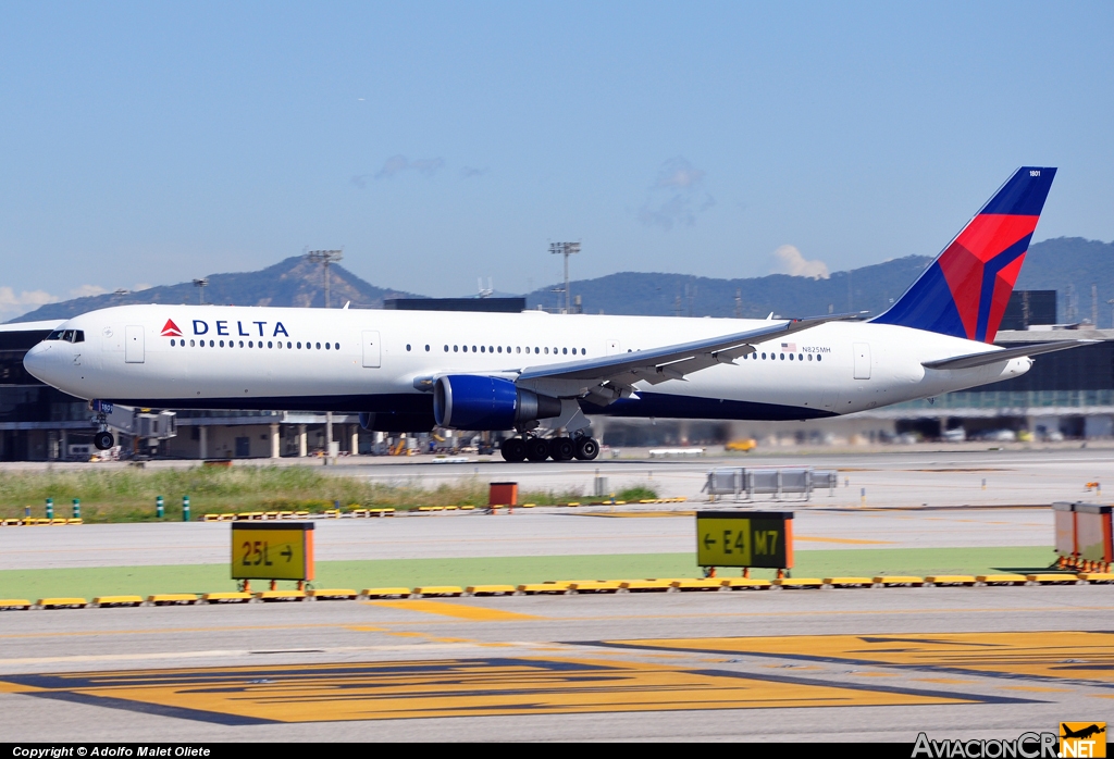 N825MH - Boeing 767-432/ER - Delta Airlines