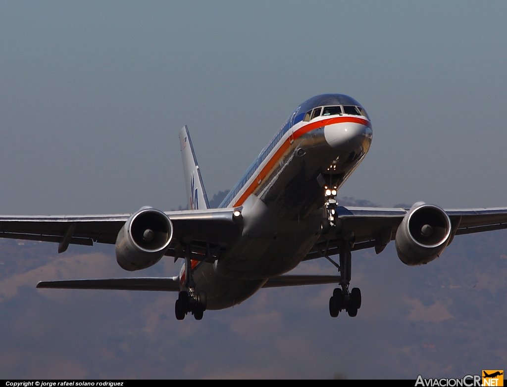 N639AA - Boeing 757-223 - American Airlines