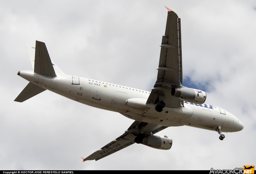 EC-HXA - Airbus A320-232 - Spanair