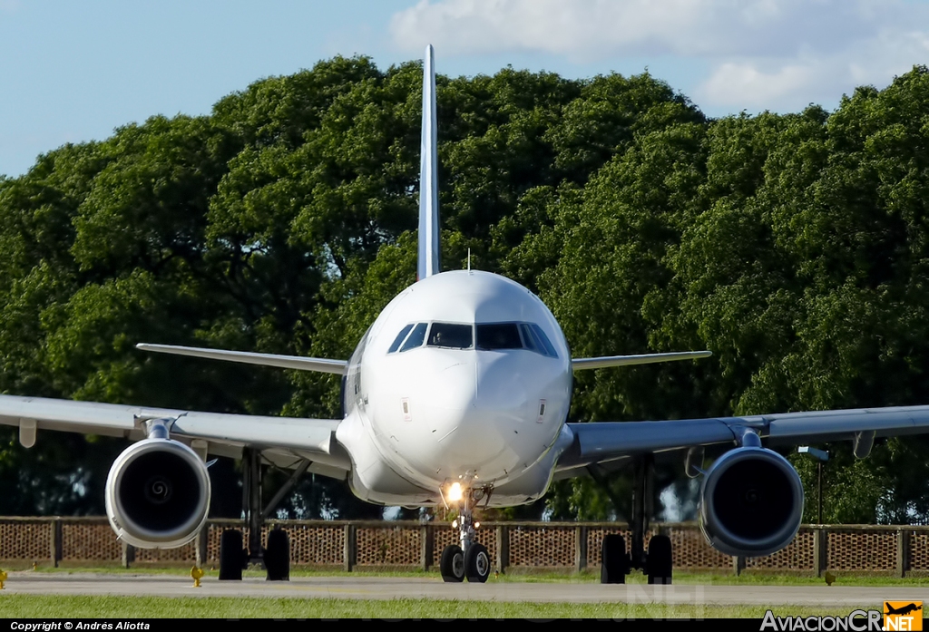 LV-BOI - Airbus A320-233 - LAN Argentina