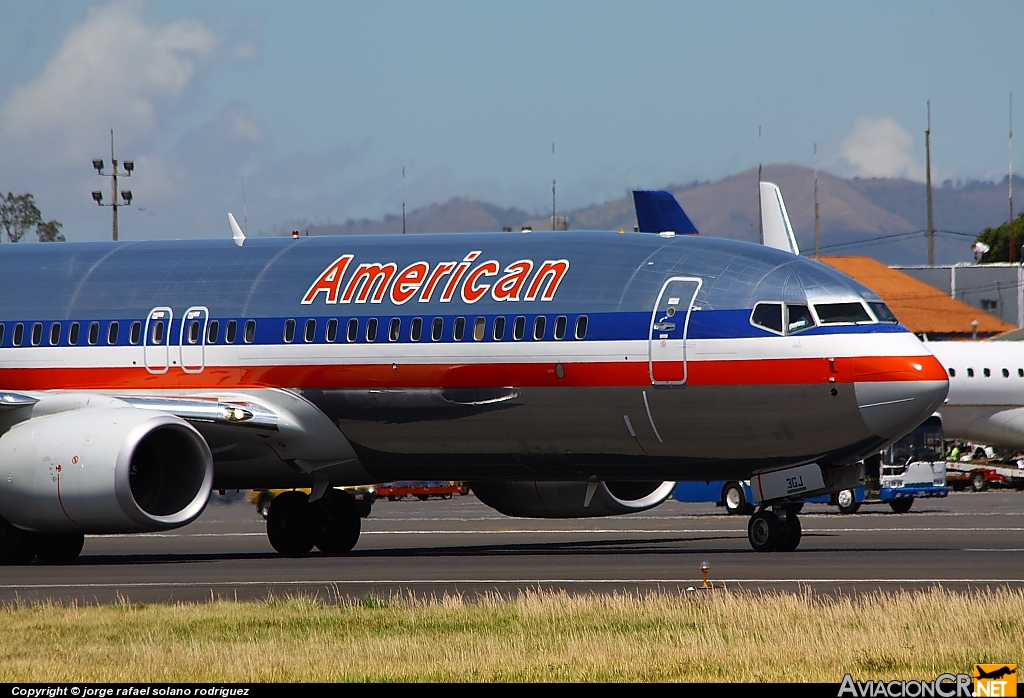 N854NN - Boeing 737-823 - American Airlines