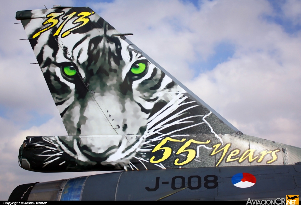 J-008 - Fookker F-16 AM Fighting Falcon - Fuerza aérea Holandesa