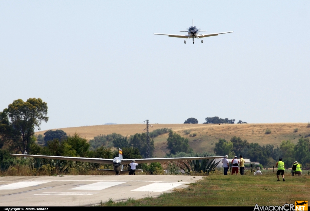 EC-JXO - Tecnam P2002-JF - Aeroniebla