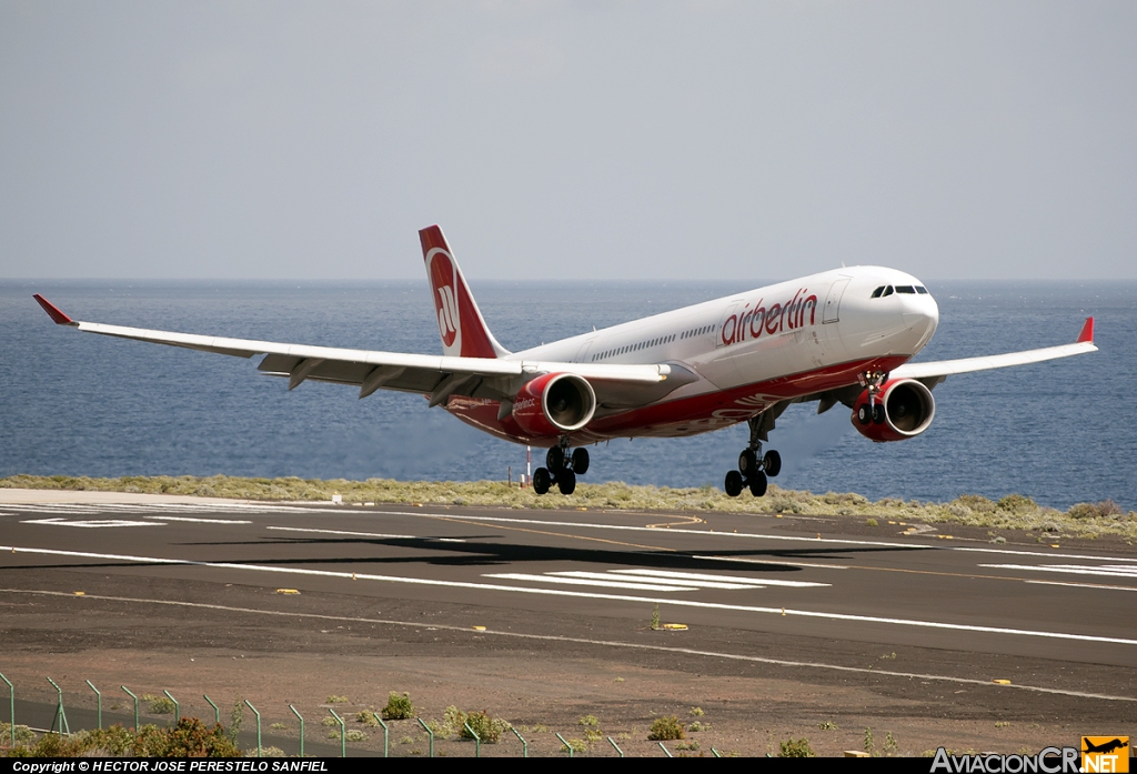 D-AERS - Airbus A330-322 - Air Berlin (LTU - Lufttransport Unternehmen)