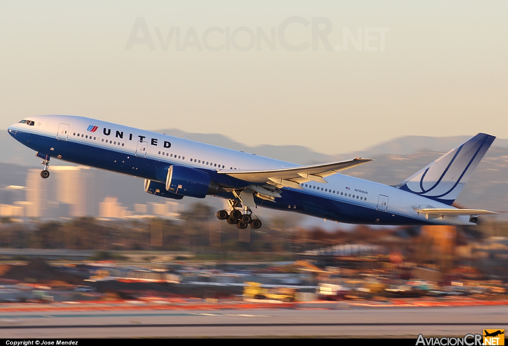 N784UA - Boeing 777-222/ER - United Airlines