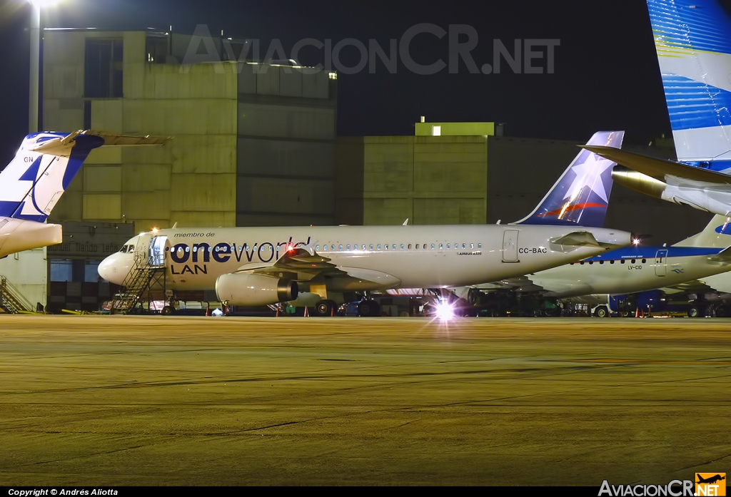 CC-BAC - Airbus A320-233 - LAN Airlines