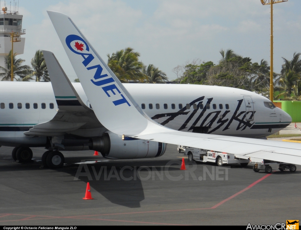 C-FTCX - Boeing 737-8AS - Canjet