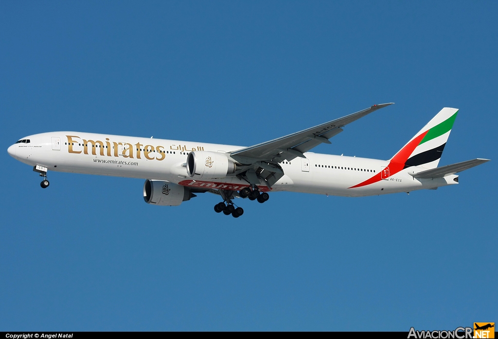 A6-ECG - Boeing 777-31HER - Emirates