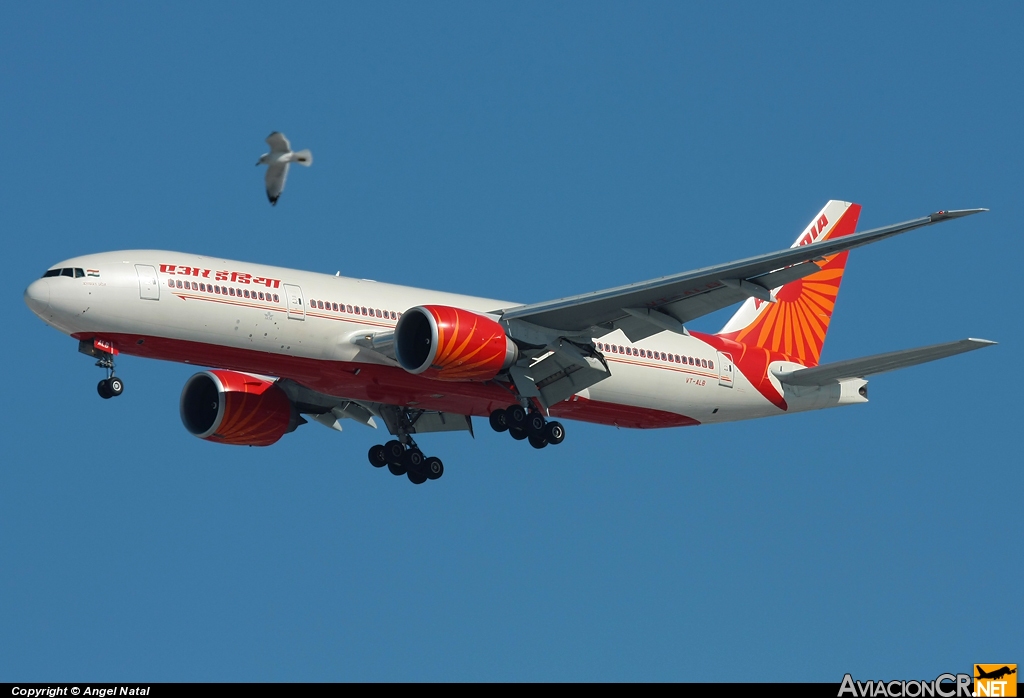 VT-ALB - Boeing 777-237/LR - Air India