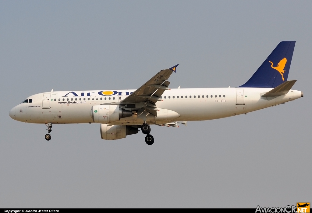 EI-DSH - Airbus A320-216 - Air One